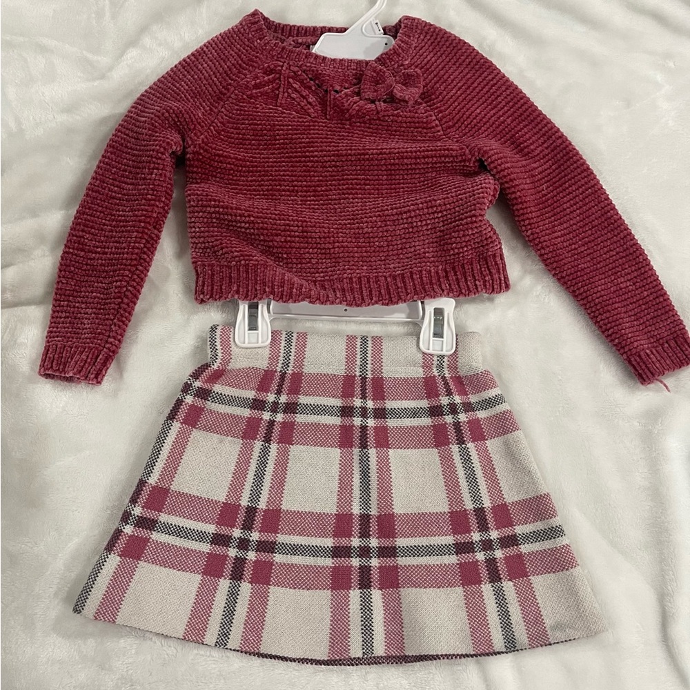 Two piece set - Picture 2 of 3